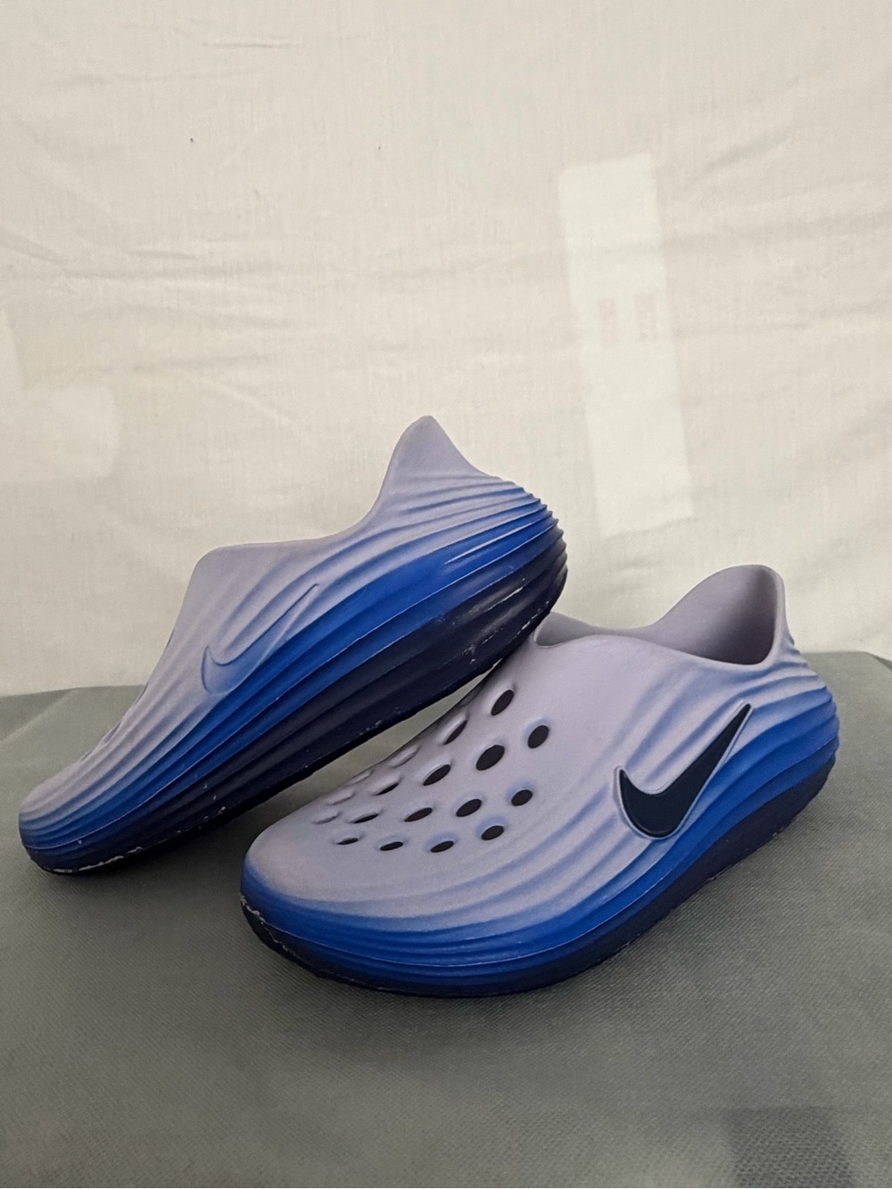 Nike ReactX Foam Slip On Clogs M8 W9 Unisex Blue Purple Ombre Water Shoes(B263)